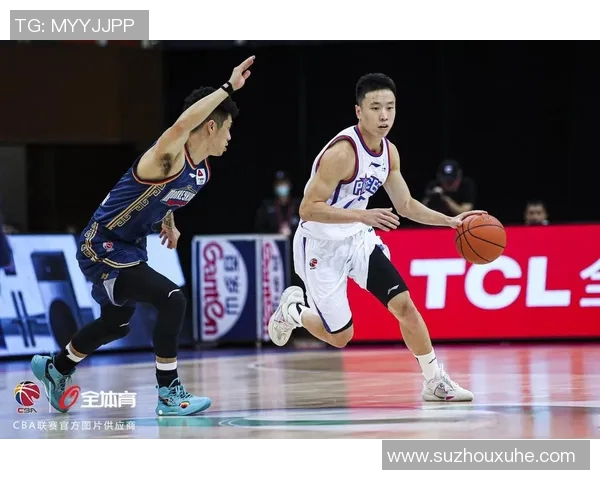 阿列克谢-施韦德在CBA热身赛中展现卓越实力
