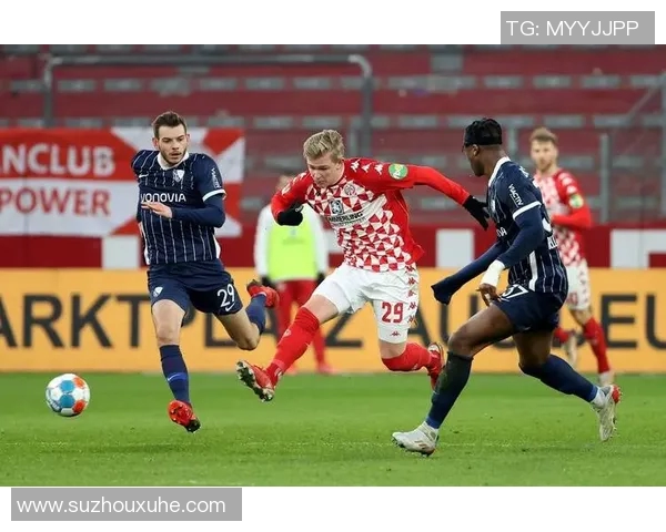 奥格斯堡告别降级区，取得保级关键胜利