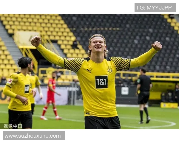 拜仁主场大胜多特，德甲榜首毫无悬念，豪取领先优势