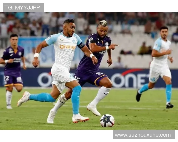 德甲激战!沙尔克04与莱比锡红牛激战战平,难分高下 德甲激战!沙尔克04与莱比锡红牛激战战平,难分高下